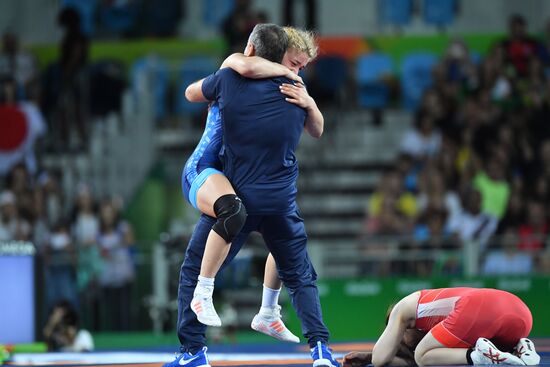 2016 Summer Olympics. Freestyle wrestling. Women. Day Two