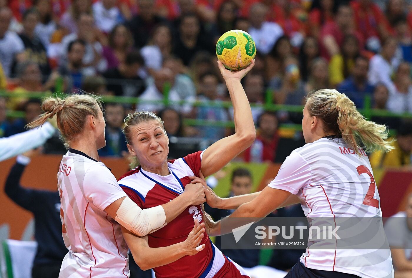 2016 Summer Olympics. Handball. Women. Norway vs. Russia