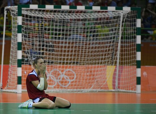 2016 Summer Olympics. Handball. Women. Norway vs. Russia