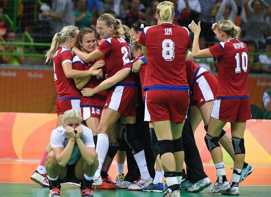 2016 Summer Olympics. Handball. Women. Norway vs. Russia