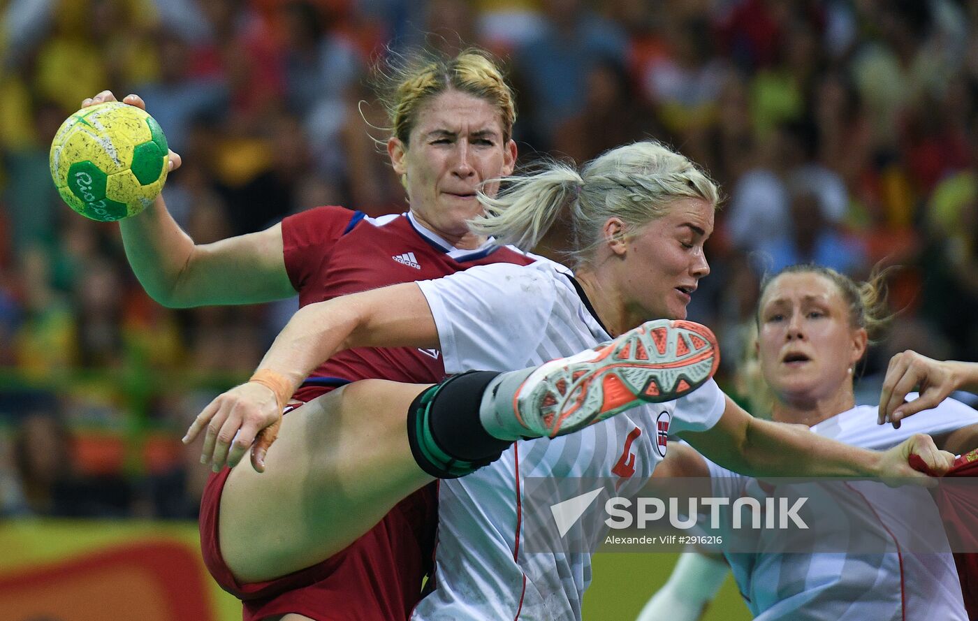 2016 Summer Olympics. Handball. Women. Norway vs. Russia