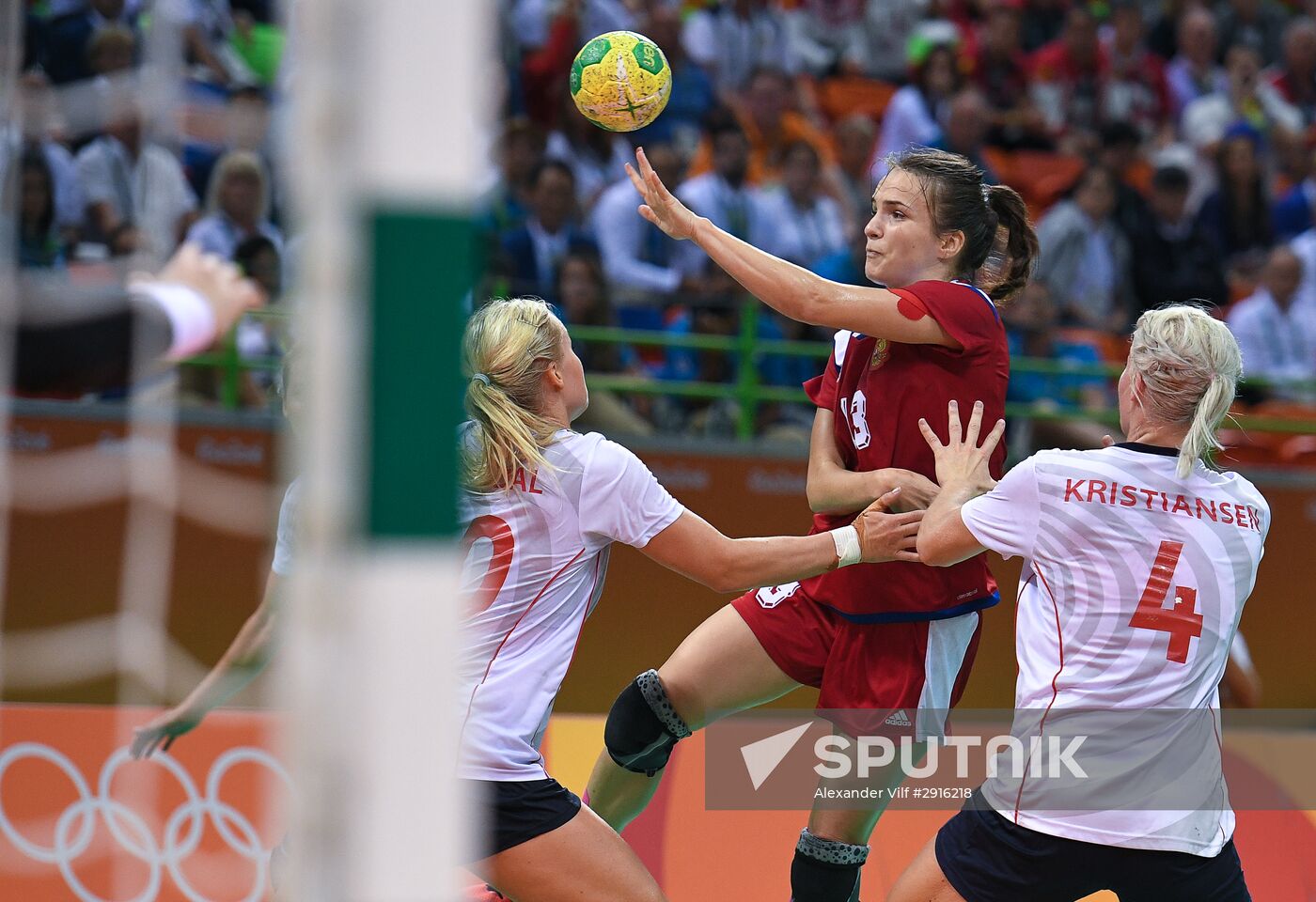 2016 Summer Olympics. Handball. Women. Norway vs. Russia