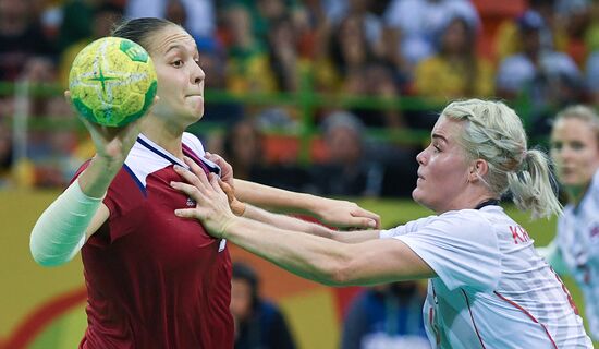 2016 Summer Olympics. Handball. Women. Norway vs. Russia
