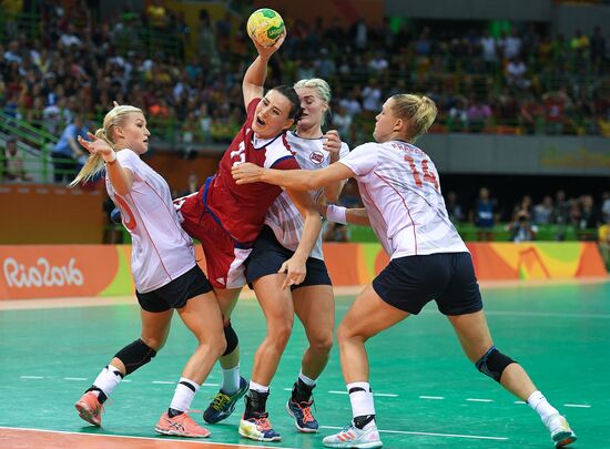2016 Summer Olympics. Handball. Women. Norway vs. Russia