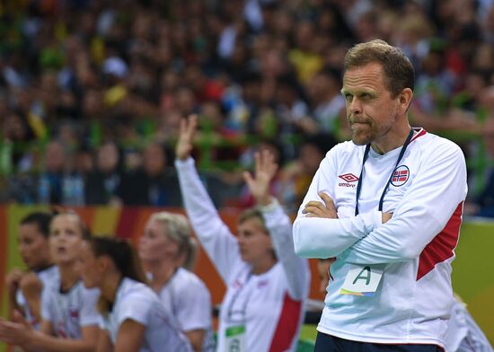 2016 Summer Olympics. Handball. Women. Norway vs. Russia