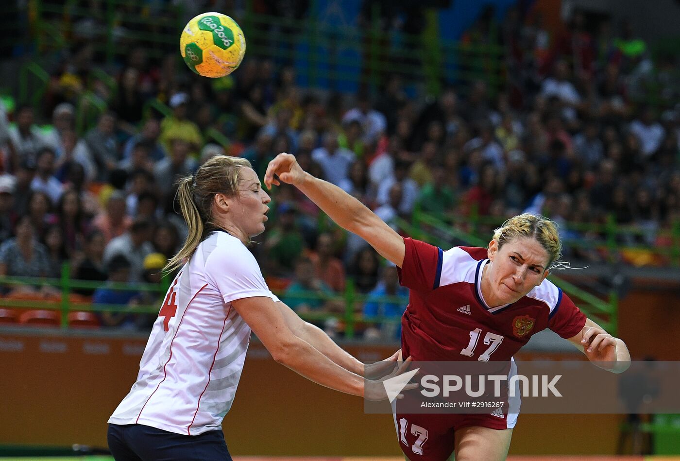 2016 Summer Olympics. Handball. Women. Norway vs. Russia