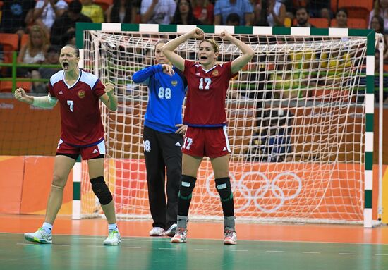 2016 Summer Olympics. Handball. Women. Norway vs. Russia