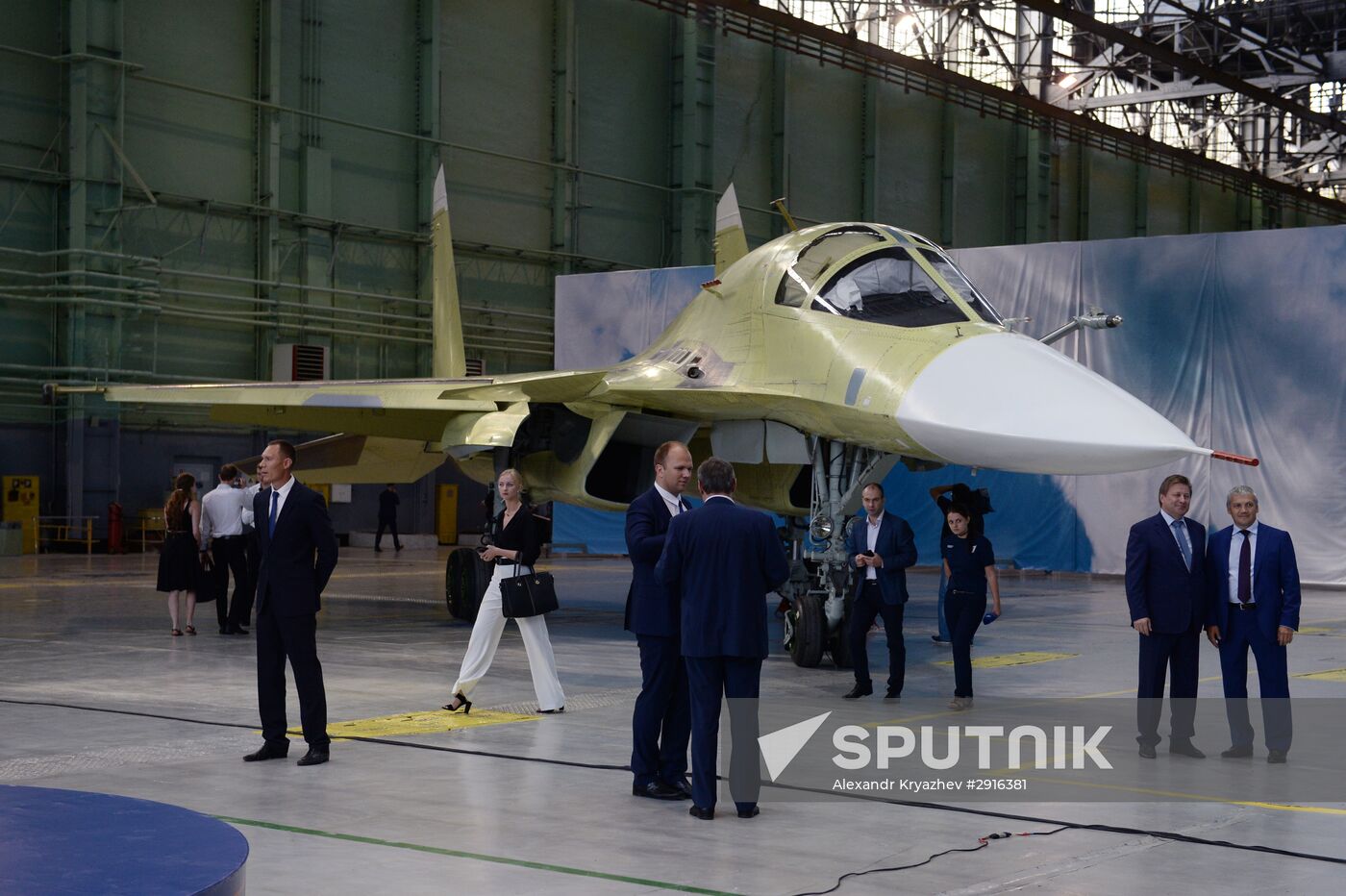 Novosibirsk plant rolls out 100th Su-34 fighter-bomber
