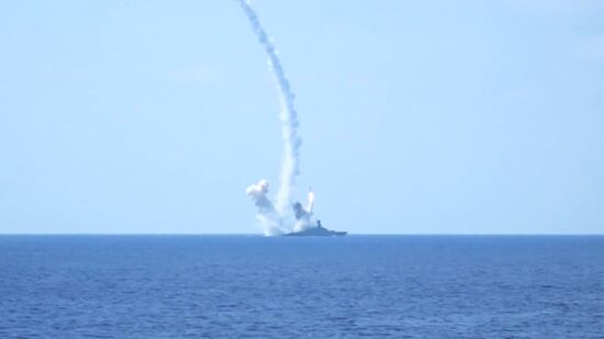 Kalibr cruise missiles fired at Jabhat Al-Nusra from Mediterranean