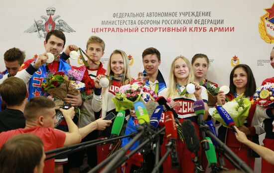 Russian Olympic gymnastics team comes back from Rio