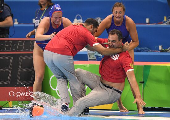 2016 Summer Olympics. Water polo. Women. Hungary vs. Russia