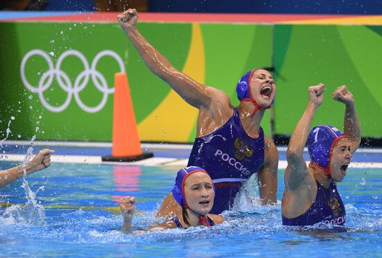 2016 Summer Olympics. Women's water polo. Russia vs. Hungary