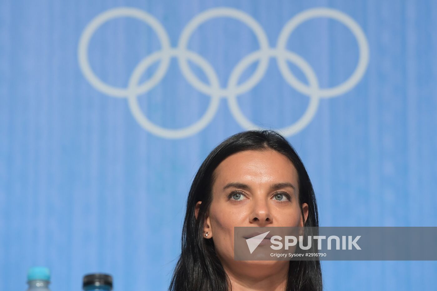 Yelena Isinbayeva ends her sports career