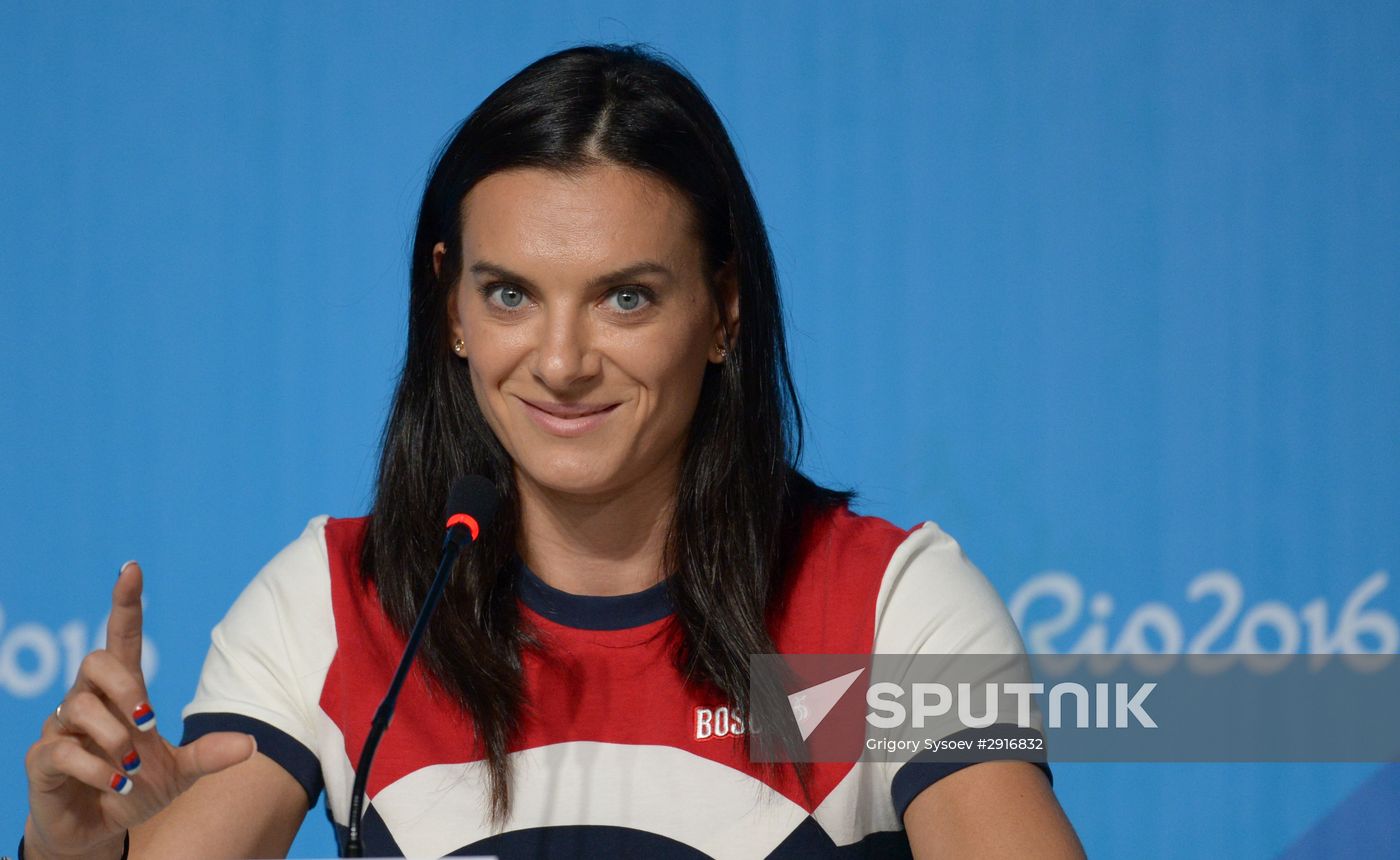 Yelena Isinbayeva ends her career