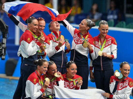 2016 Summer Olympics. Synchronized swimming. Teams free routine