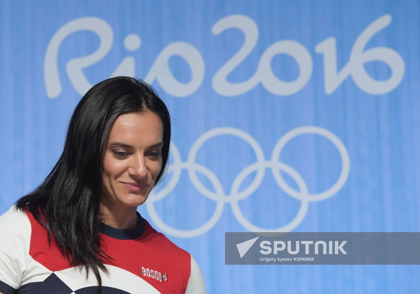 Yelena Isinbayeva ends her sports career