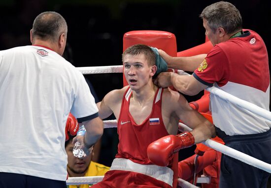 2016 Olympics. Box. Day 14