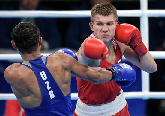 2016 Olympics. Box. Day 14