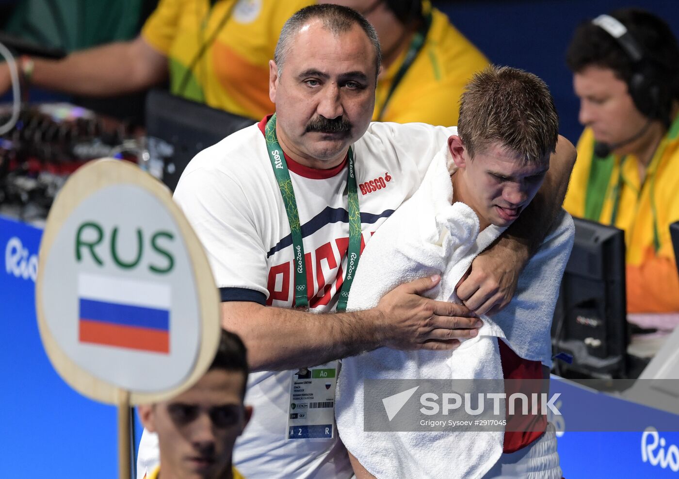 2016 Olympics. Box. Day 14