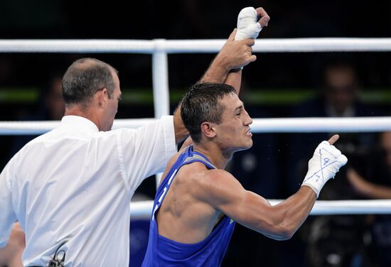 2016 Olympics. Box. Day 14