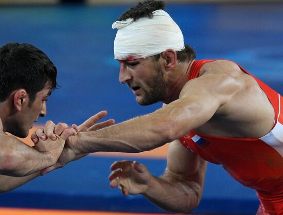 2016 Summer Olympics. Freestyle wrestling. Men. Day One