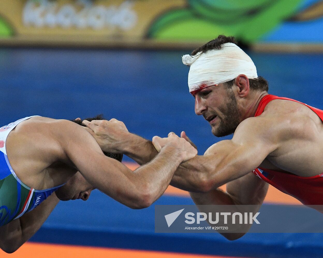 2016 Summer Olympics. Freestyle wrestling. Men. Day One