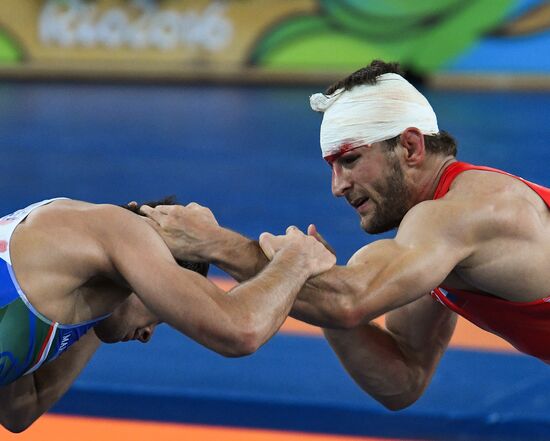 2016 Summer Olympics. Freestyle wrestling. Men. Day One