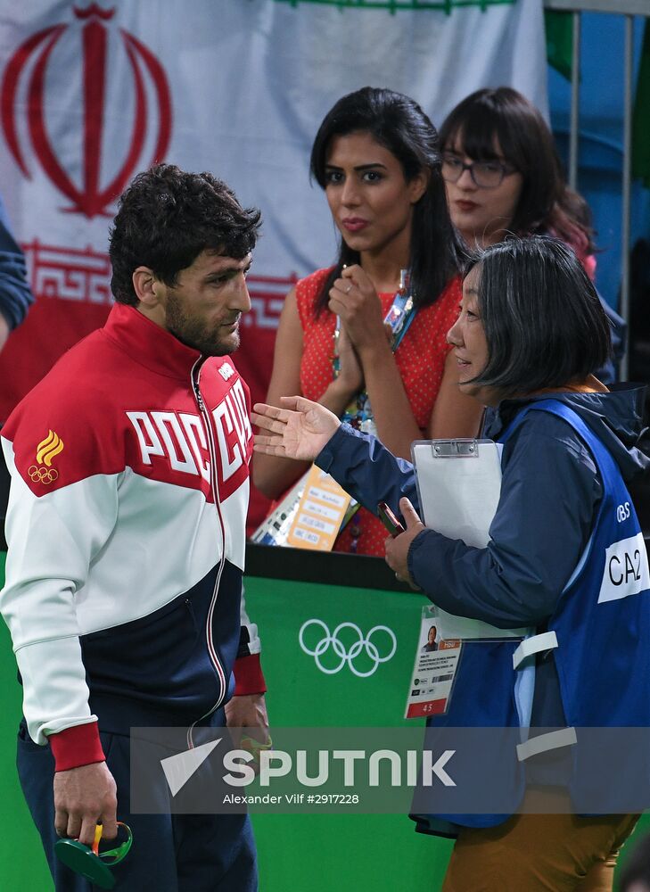 2016 Summer Olympics. Freestyle wrestling. Men. Day One