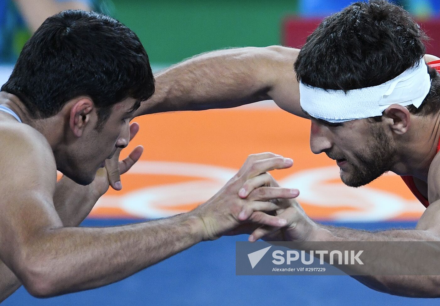 2016 Summer Olympics. Freestyle wrestling. Men. Day One