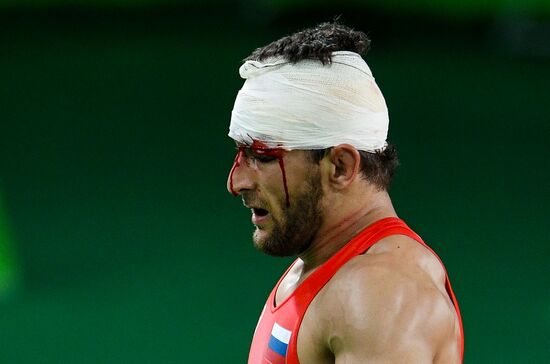 2016 Summer Olympics. Freestyle wrestling. Men. Day One