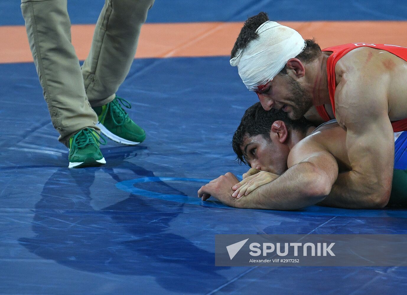 2016 Summer Olympics. Freestyle wrestling. Men. Day One