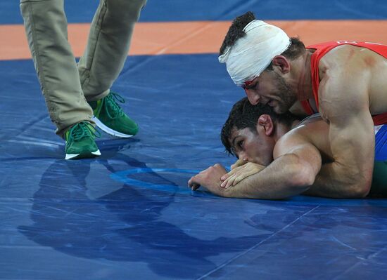 2016 Summer Olympics. Freestyle wrestling. Men. Day One