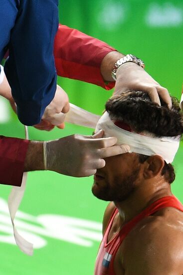 2016 Summer Olympics. Freestyle wrestling. Men. Day One