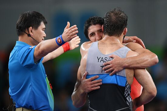 2016 Summer Olympics. Freestyle wrestling. Men. Day Two