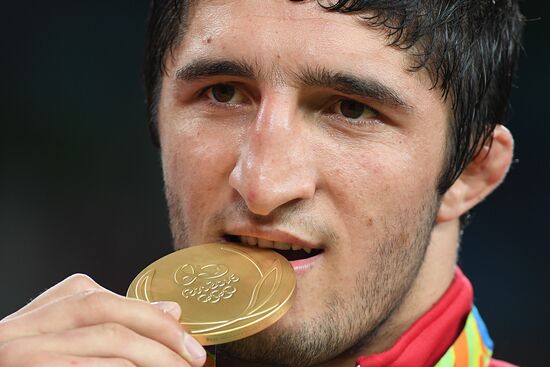 2016 Summer Olympics. Freestyle wrestling. Men. Day Two