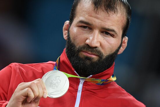 2016 Summer Olympics. Freestyle wrestling. Men. Day Two