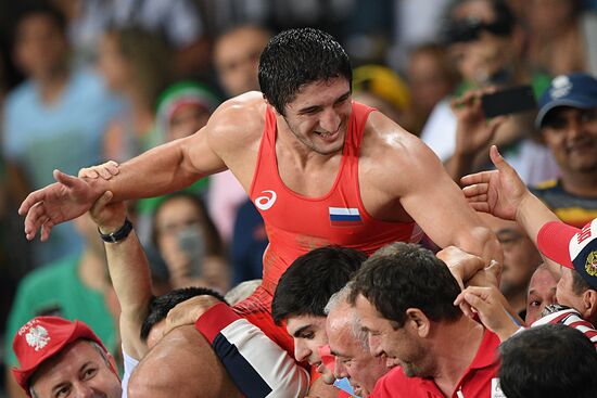 2016 Summer Olympics. Freestyle wrestling. Men. Day Two