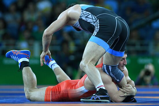 2016 Summer Olympics. Freestyle wrestling. Men. Day Two