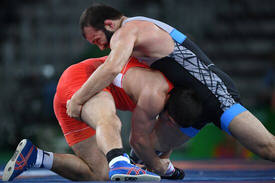 2016 Summer Olympics. Freestyle wrestling. Men. Day Two
