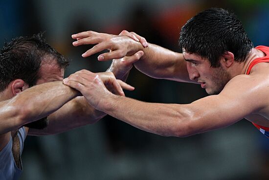 2016 Summer Olympics. Freestyle wrestling. Men. Day Two