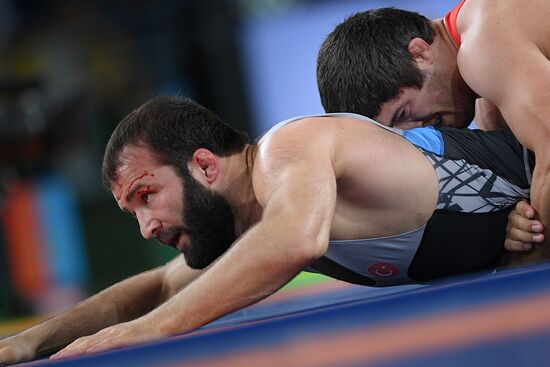 2016 Summer Olympics. Freestyle wrestling. Men. Day Two