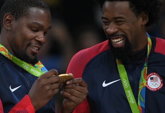 2016 Summer Olympics. Basketball. Men. Finals