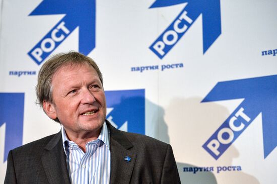 Party of Growth office opens in Moscow