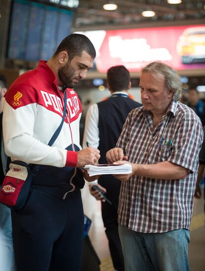Russian Olympic team set to return to Moscow