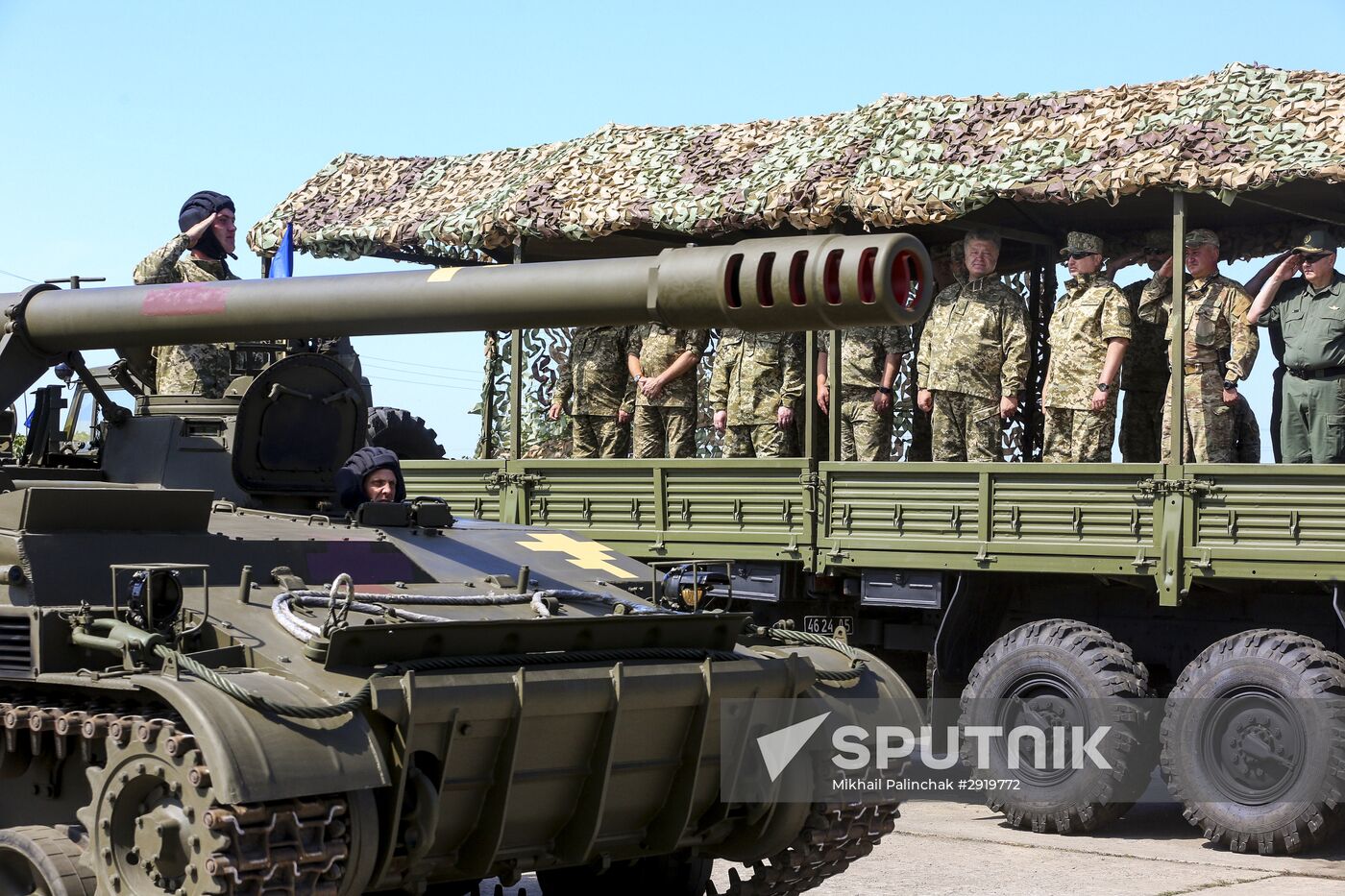 Ukrainian Armed Forces receive 141 units of military machinery