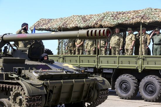 Ukrainian Armed Forces receive 141 units of military machinery