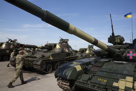 Ukrainian Armed Forces receive 141 units of military machinery