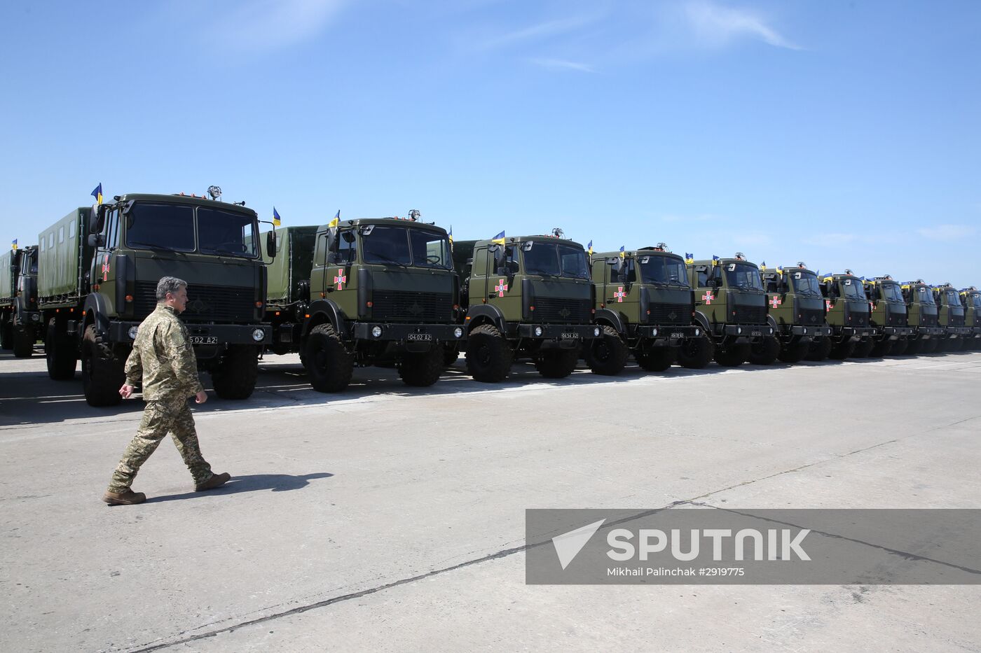 Ukrainian Armed Forces receive 141 units of military machinery
