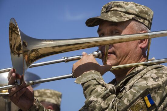 Ukrainian Armed Forces receive 141 units of military machinery