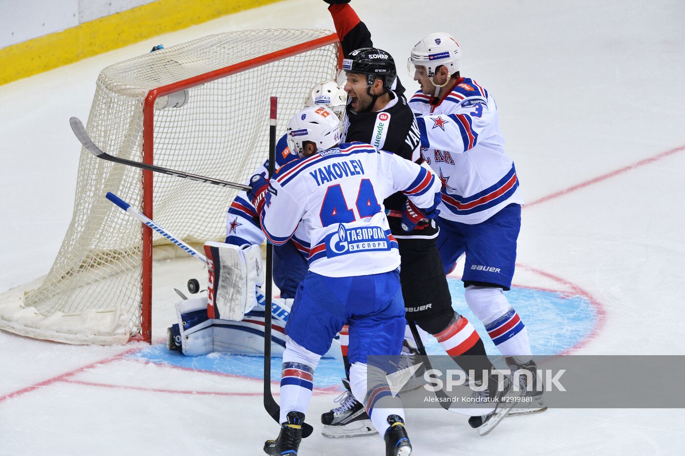 Kontinental Hockey League. Traktor vs. SKA